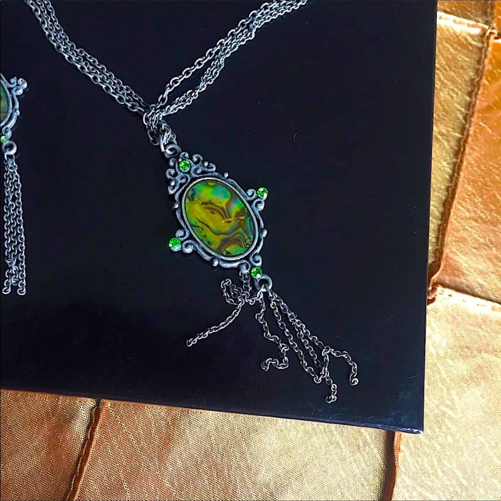 Gothic Necklace & Earrings Matching Jewelry Set Dark Academia Double Chain Rare - Picture 4 of 5